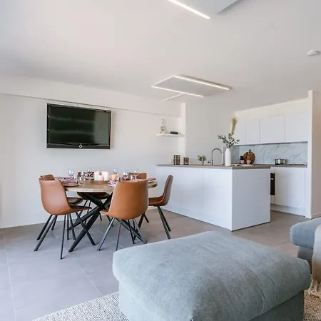 Huswell - Frontal Seaview In Lejlighed Blankenberge