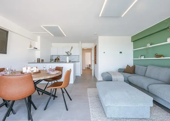 Huswell - Frontal Seaview In 블랑켄베르크