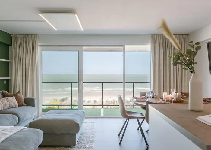 Huswell - Frontal Seaview In * 블랑켄베르크