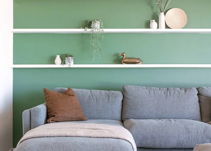 Huswell - Frontal Seaview In *